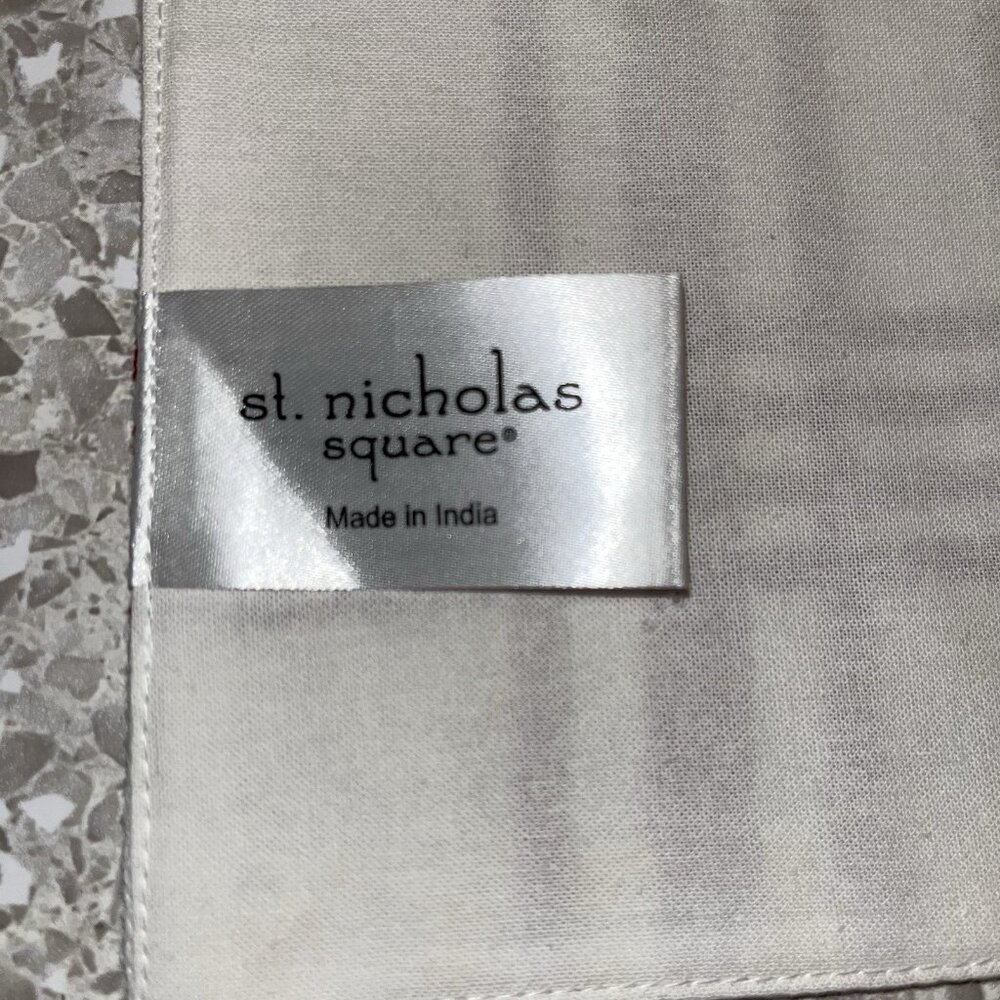 St Nicholas Square Christmas Placemats Red White Lot of 4 Unique Sayings Cotton - Picture 13 of 14